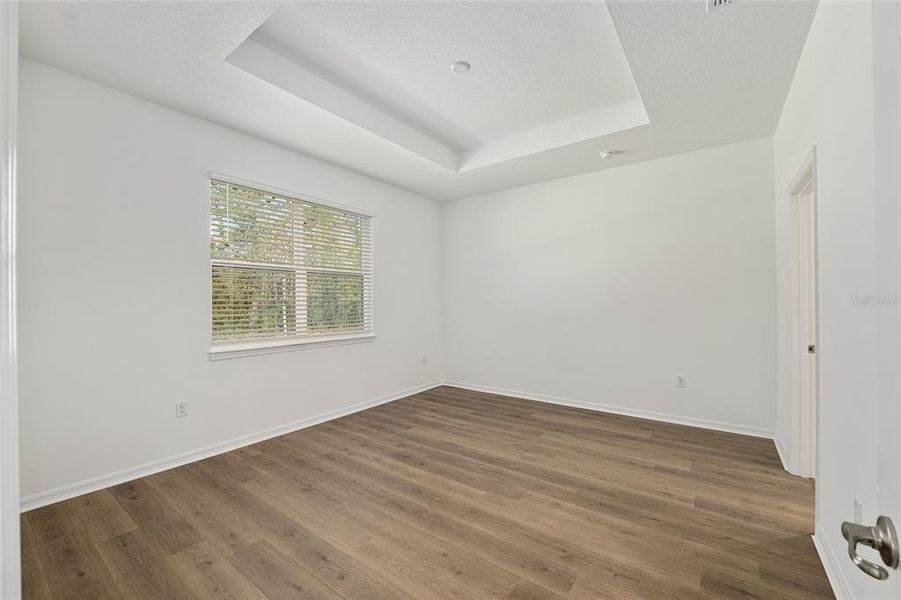 Spacious, unfurnished interior of a new home in , Ocala (Image 37).