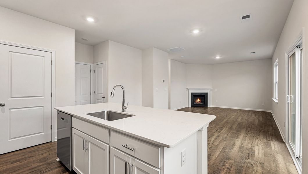 Furnished interior view inside a new home in Hunters Ridge, Woodruff (Image 12).