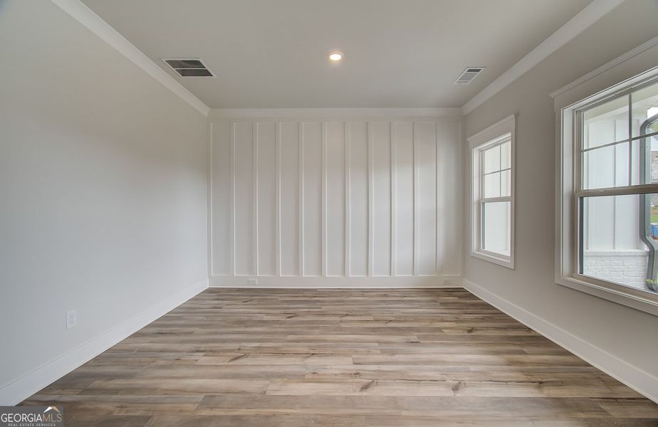Spacious, unfurnished interior of a new home in Ponderosa Farms Reserve, Gainesville (Image 20).
