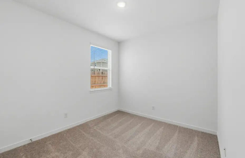 Spacious, unfurnished interior of a new home in Larson Crossing, Elgin (Image 14).