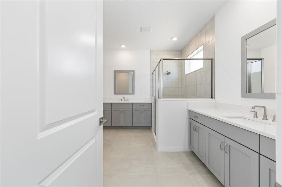 Furnished interior view inside a new home in Calesa Township, Ocala (Image 10).