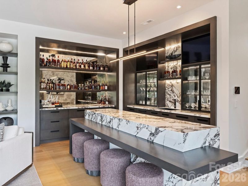 Main level entertainment bar