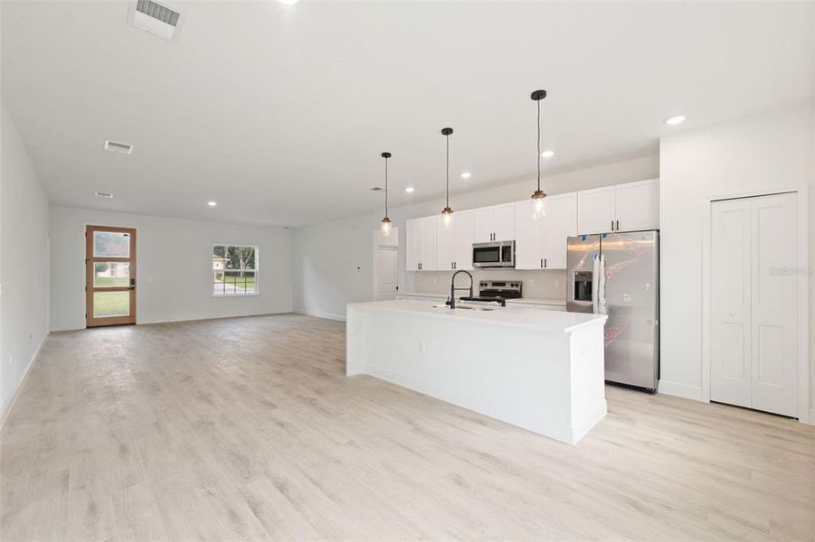 Image 28 of a home in .