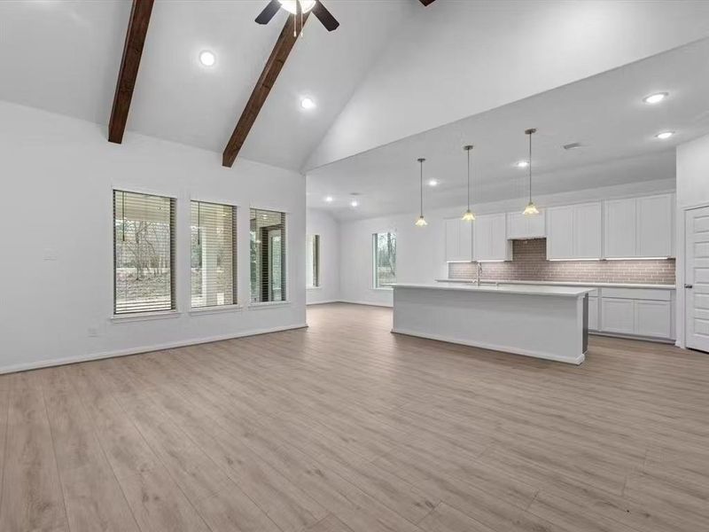 Spacious, unfurnished interior of a new home in Encino Estates, Dayton (Image 7). Spacious, unfurnished interior of a new home in Encino Estates, Dayton (Image 7).