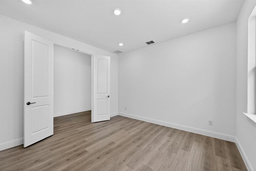 1717 Grackle Drive ~ Ready Now 1717 Grackle Drive ~ Ready Now