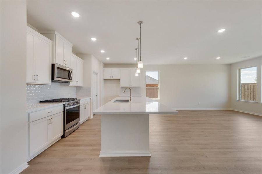 Spacious, unfurnished interior of a new home in Spiritas Ranch, Little Elm (Image 11).