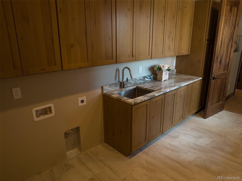 Furnished interior view inside a new home in , Glenwood Springs (Image 33).