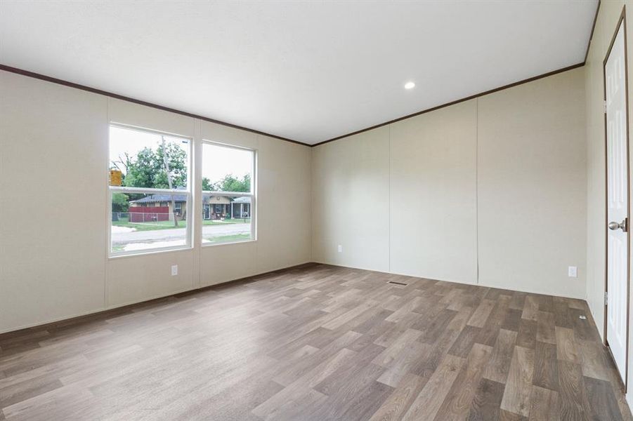 Spacious, unfurnished interior of a new home in , Coleman (Image 11).