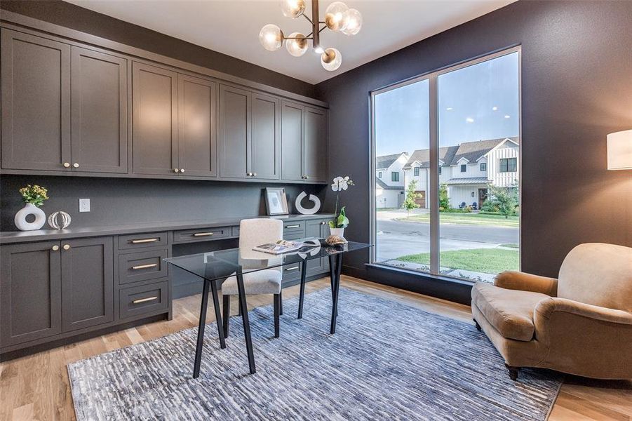 Furnished interior view inside a new home in , Dallas (Image 27). Furnished interior view inside a new home in , Dallas (Image 27).