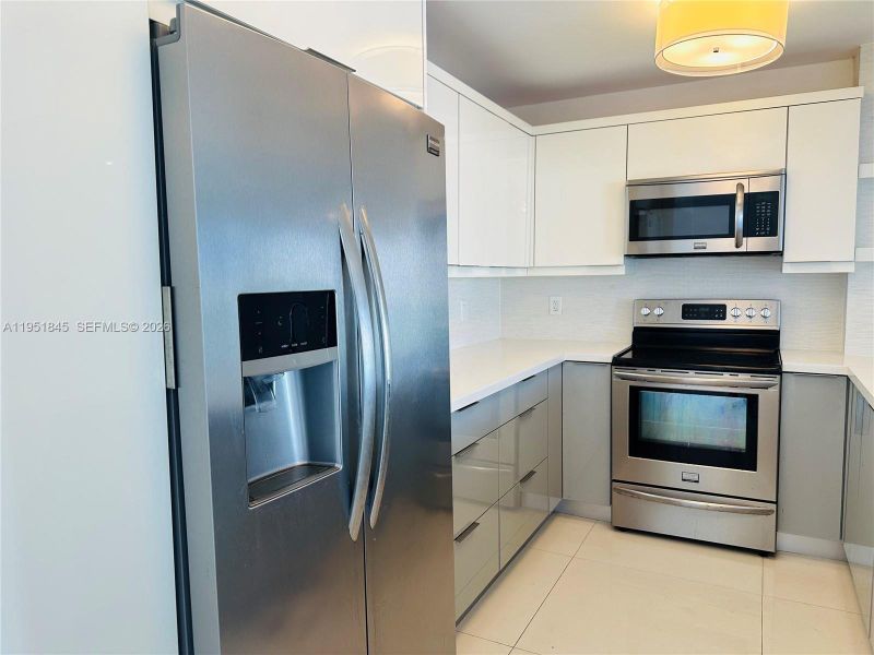 Furnished interior view inside a new home in , Sunny Isles Beach (Image 8).