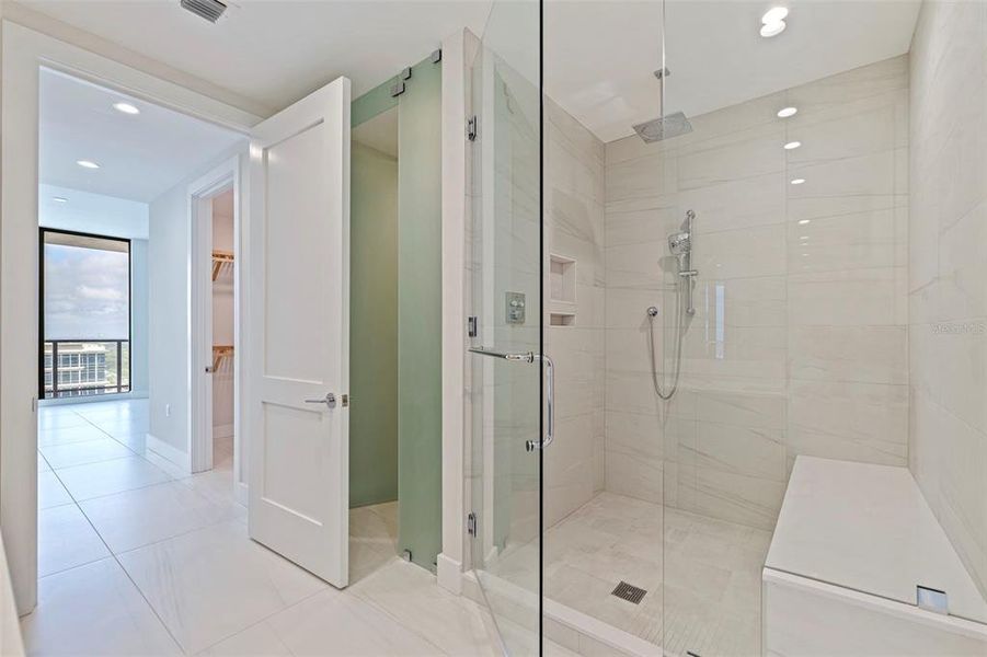 Furnished interior view inside a new home in , St. Petersburg (Image 14).