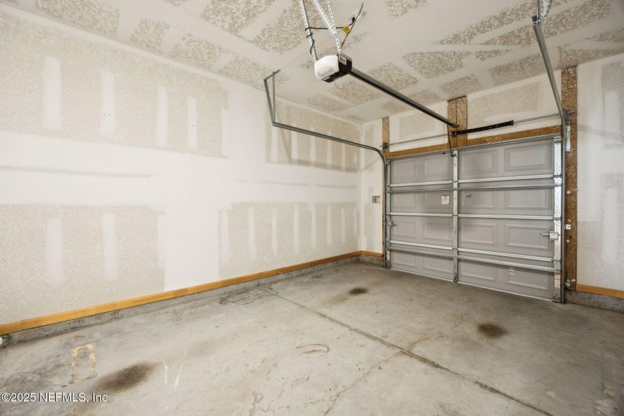 Image 34 of a home in .