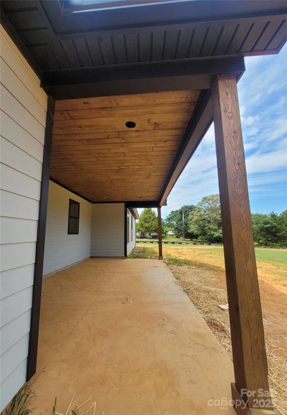 Image 11 of a home in . Image 11 of a home in .