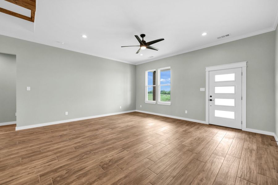 Representative unfurnished interior of a home built from the Magnolia by Zeal Home Builders in Horizon Meadow Estates, Paradise (Image 20).
