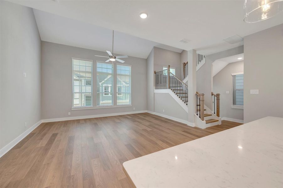 Spacious, unfurnished interior of a new home in Retreat at Oak Park, Houston (Image 21). Spacious, unfurnished interior of a new home in Retreat at Oak Park, Houston (Image 21).