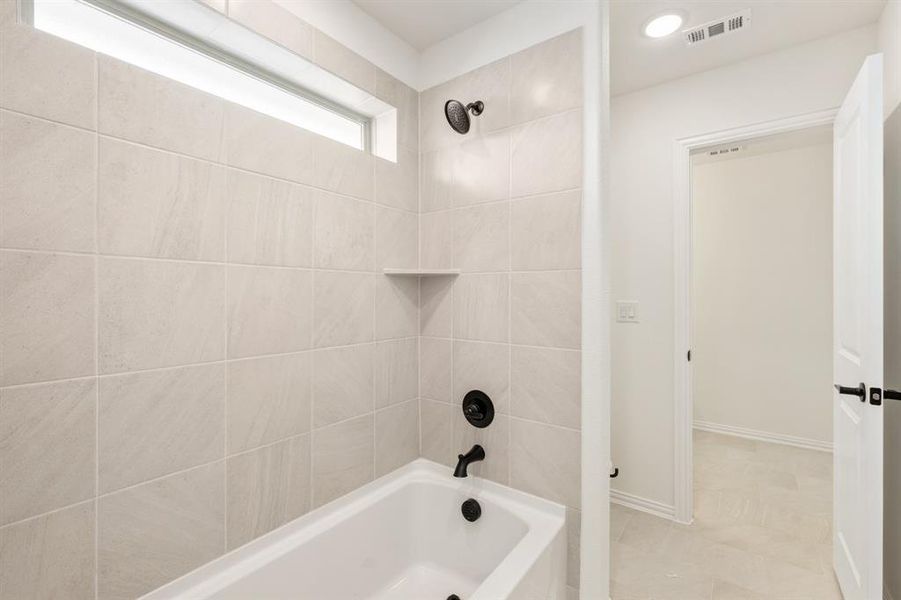 Furnished interior view inside a new home in Creekview Meadows, Pilot Point (Image 15). Furnished interior view inside a new home in Creekview Meadows, Pilot Point (Image 15).