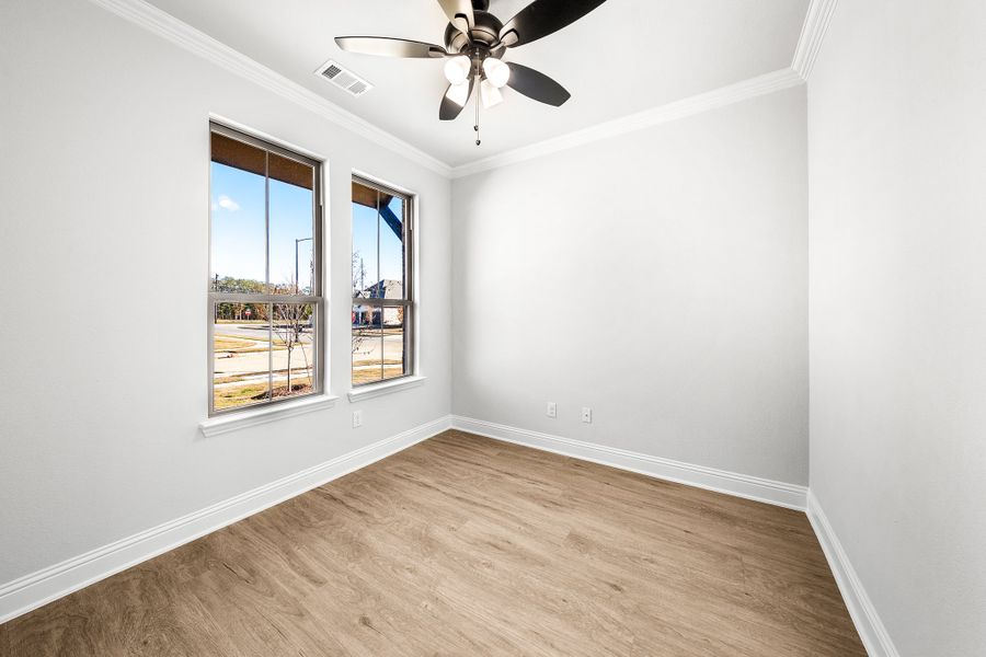 Spacious, unfurnished interior of a new home in Forest Ridge Estates, Greenville (Image 28).