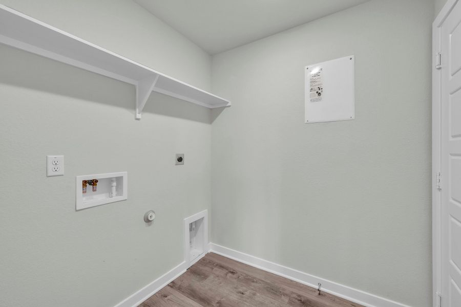 Spacious, unfurnished interior of a new home in The Ridge at Belle Meadows, Belton (Image 14). Spacious, unfurnished interior of a new home in The Ridge at Belle Meadows, Belton (Image 14).