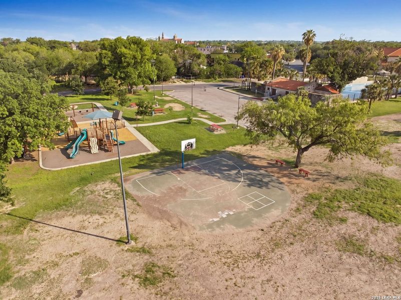 Community amenities in , San Antonio (Image 59).