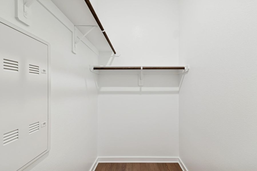 Spacious, unfurnished interior of a new home in Summerview, Fulshear (Image 22).