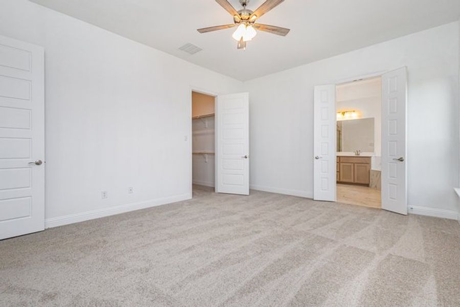 Representative unfurnished interior of a home built from the The Elm by Sumeer Homes in Stone Henge II, Sanger (Image 22). Representative unfurnished interior of a home built from the The Elm by Sumeer Homes in Stone Henge II, Sanger (Image 22).