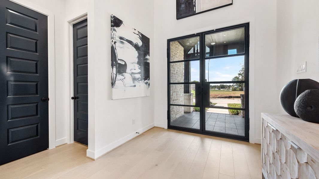 Furnished interior view inside a new home in Legacy, League City (Image 7).