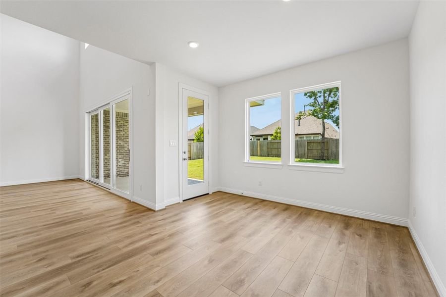 Spacious, unfurnished interior of a new home in Evergreen 55', Conroe (Image 21). Spacious, unfurnished interior of a new home in Evergreen 55', Conroe (Image 21).