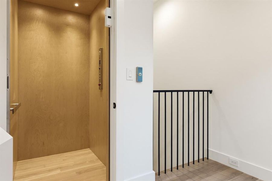 Spacious, unfurnished interior of a new home in , Dallas (Image 21).