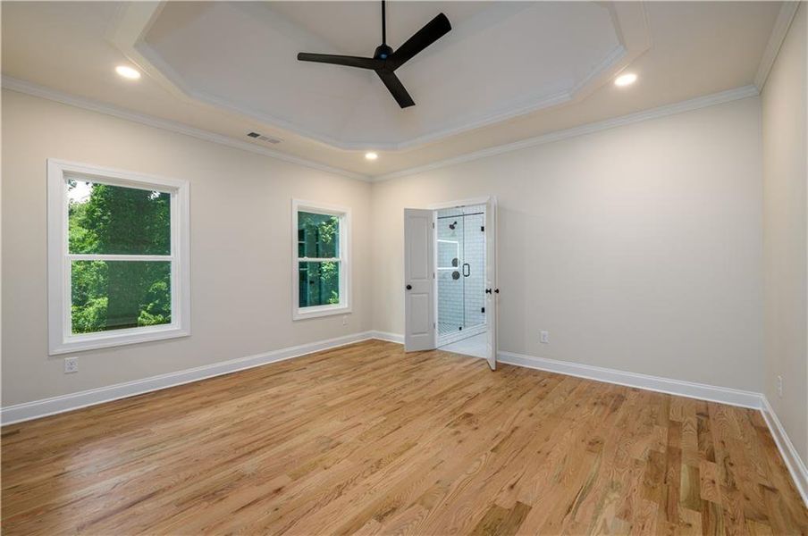 Spacious, unfurnished interior of a new home in , Atlanta (Image 24).
