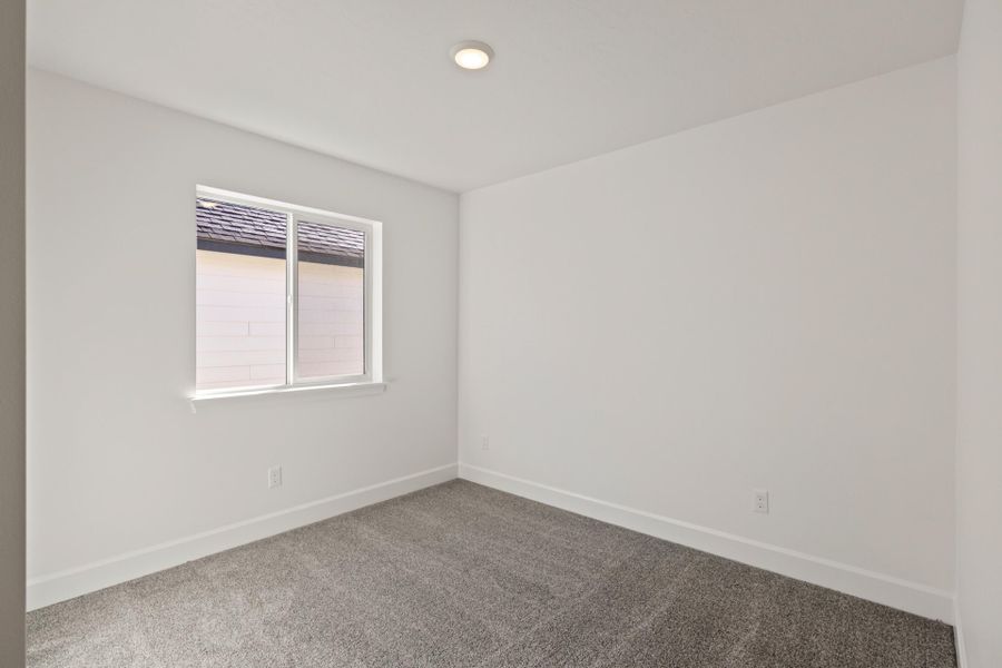 Spacious, unfurnished interior of a new home in Feather Ridge, Redmond (Image 25). Spacious, unfurnished interior of a new home in Feather Ridge, Redmond (Image 25).