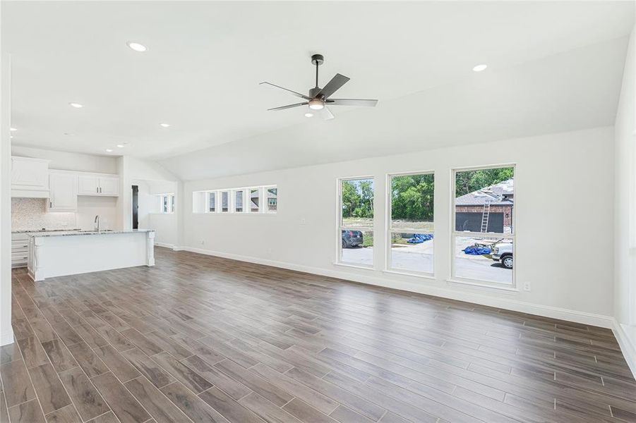 Spacious, unfurnished interior of a new home in Anderson Crossing, Trenton (Image 13). Spacious, unfurnished interior of a new home in Anderson Crossing, Trenton (Image 13).