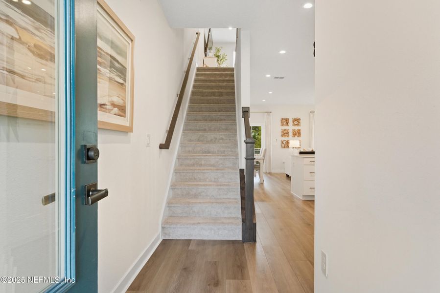 Spacious, unfurnished interior of a new home in Shearwater Townhomes, St. Augustine (Image 20).