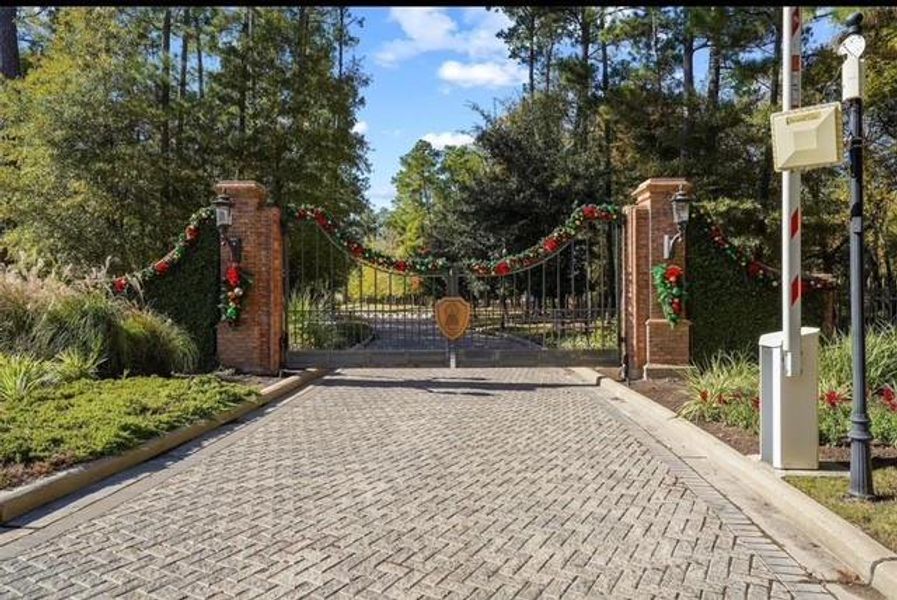 Image 5 of a home in .