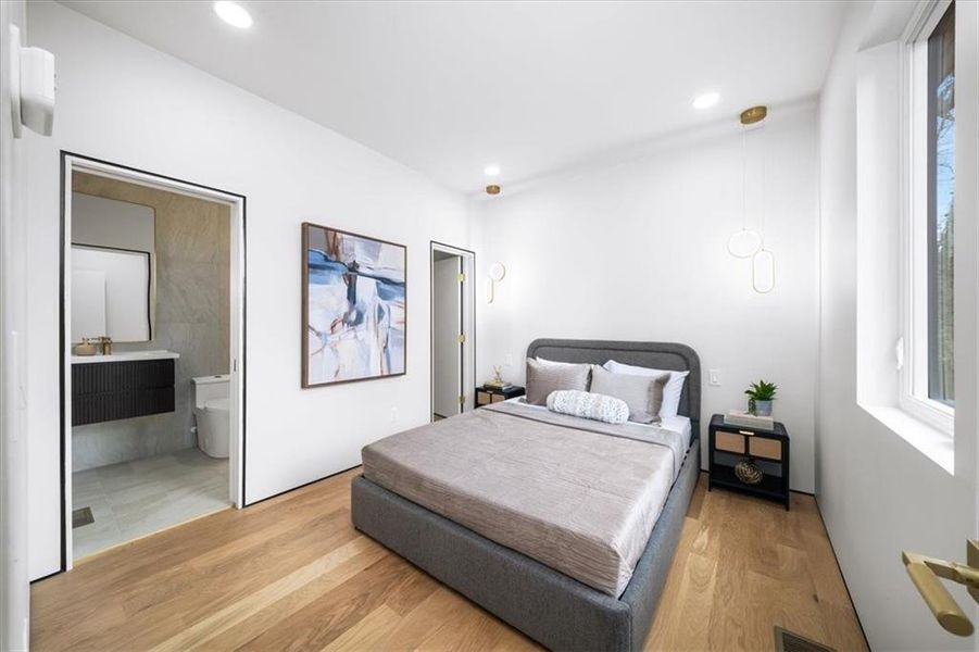 Furnished interior view inside a new home in , Atlanta (Image 17).