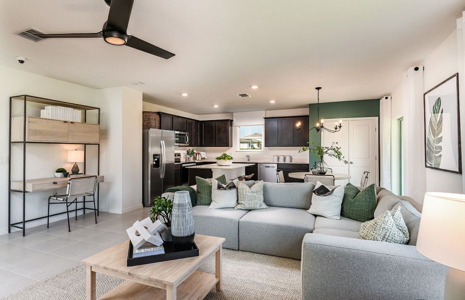 Furnished interior view inside a new home in Silverlake, Lake Alfred (Image 9).