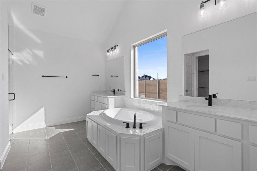 DAL_Painted Tree_Easton_3925 Menard Street (24) DAL_Painted Tree_Easton_3925 Menard Street (24)