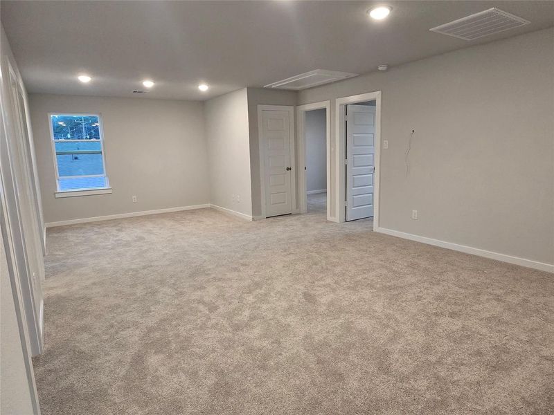 Spacious, unfurnished interior of a new home in Liberty Estates, Cleveland (Image 16).