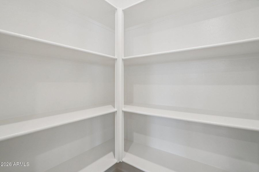 21-web-or-mls-W Brown St-S0104-021