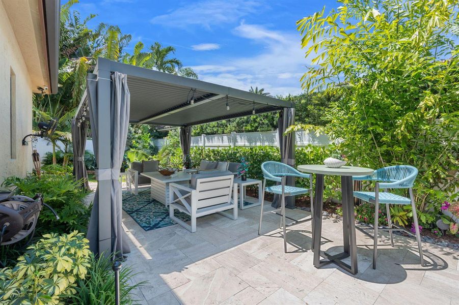 56-web-or-mls-2500 NE 14th St, Fort Laud