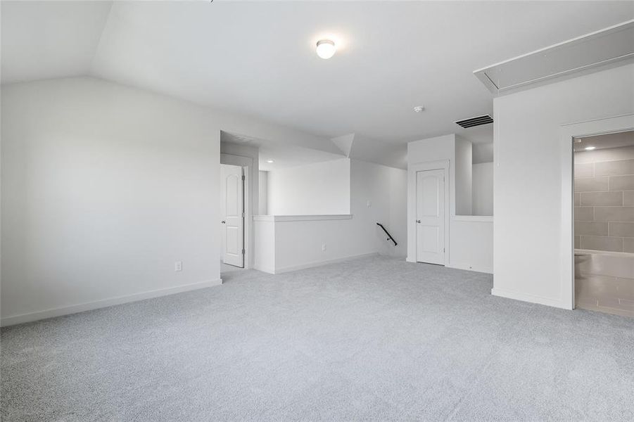 Spacious, unfurnished interior of a new home in Patriot Estates, Venus (Image 33). Spacious, unfurnished interior of a new home in Patriot Estates, Venus (Image 33).