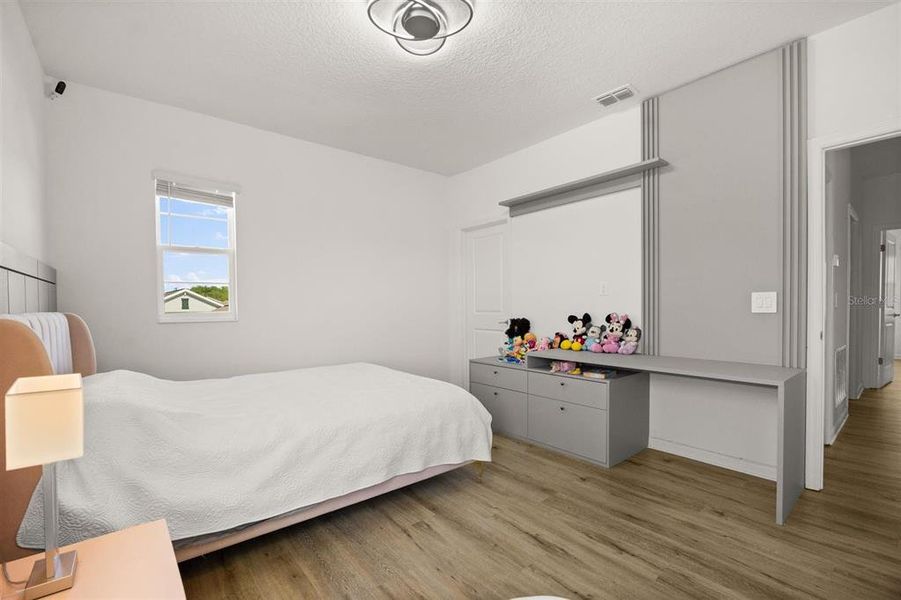 Furnished interior view inside a new home in , Winter Garden (Image 14).