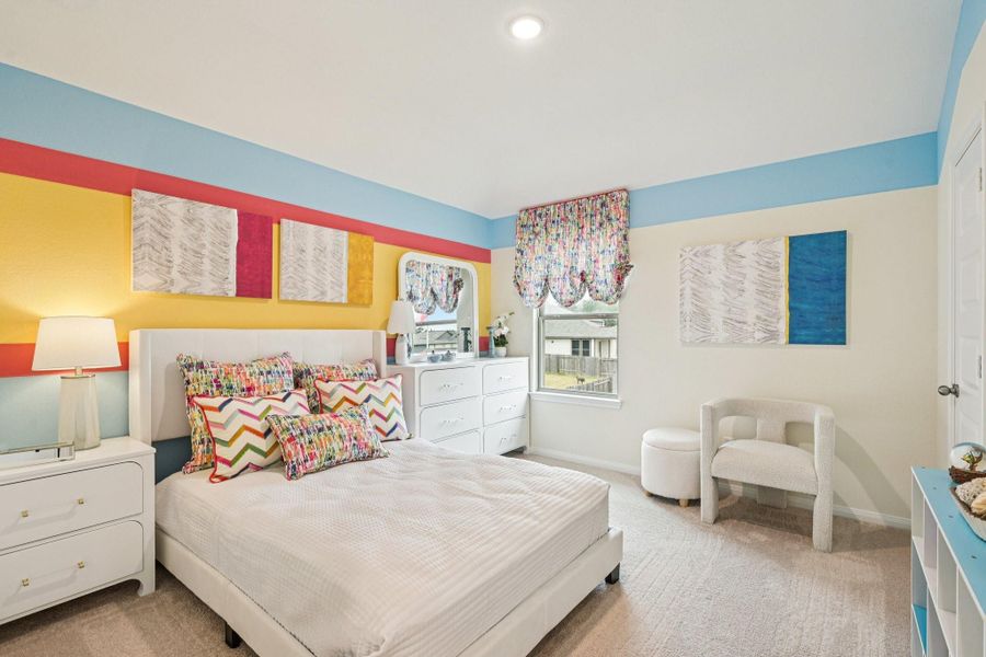 Furnished interior view inside a new home in Meadow Park, Conroe (Image 27).