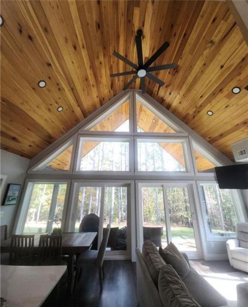 Image 13 of a home in .