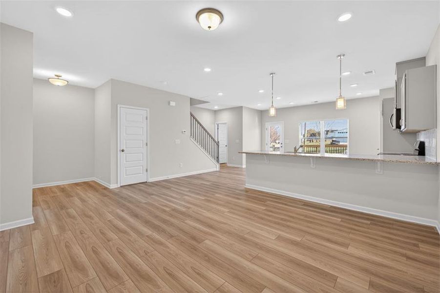 Spacious, unfurnished interior of a new home in Franklin Manor, Lawrenceville (Image 34).