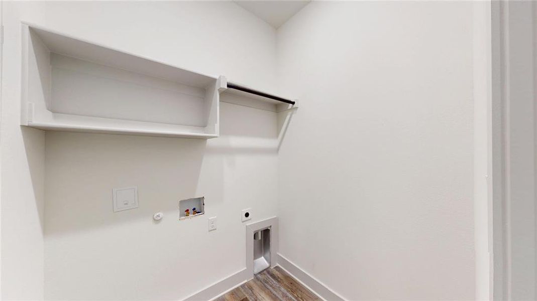Spacious, unfurnished interior of a new home in , Dallas (Image 30). Spacious, unfurnished interior of a new home in , Dallas (Image 30).