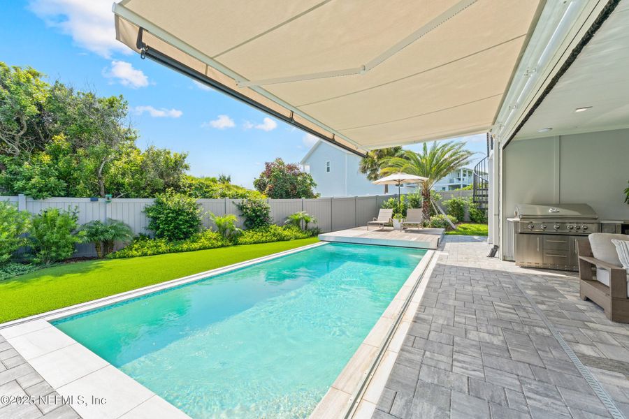 Image 52 of a home in .