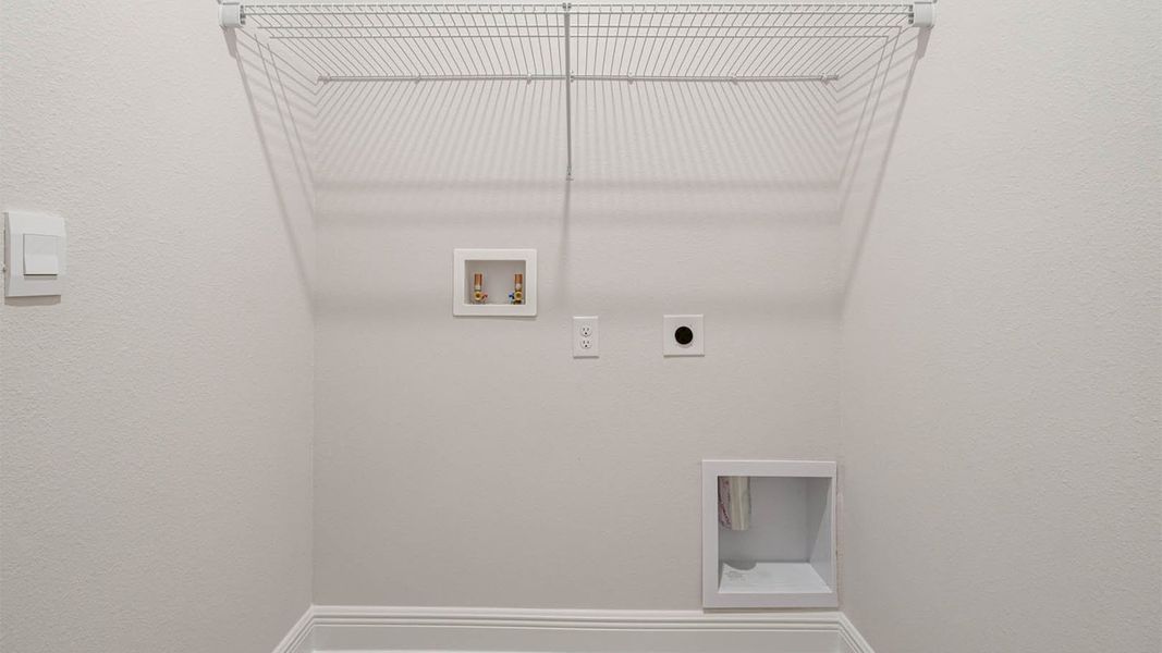 Spacious, unfurnished interior of a new home in WindMark Beach, Port Saint Joe (Image 19).