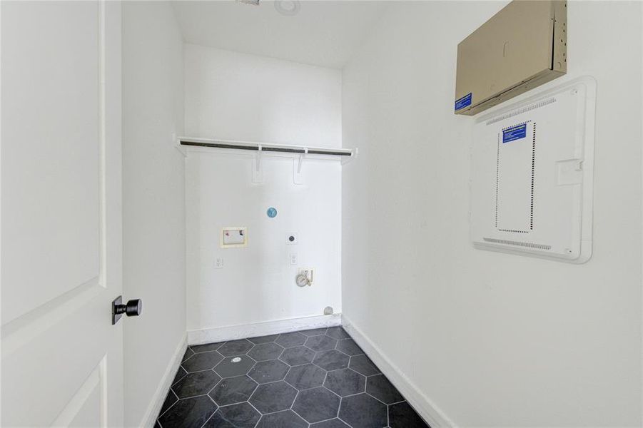 Large walk in laundry room