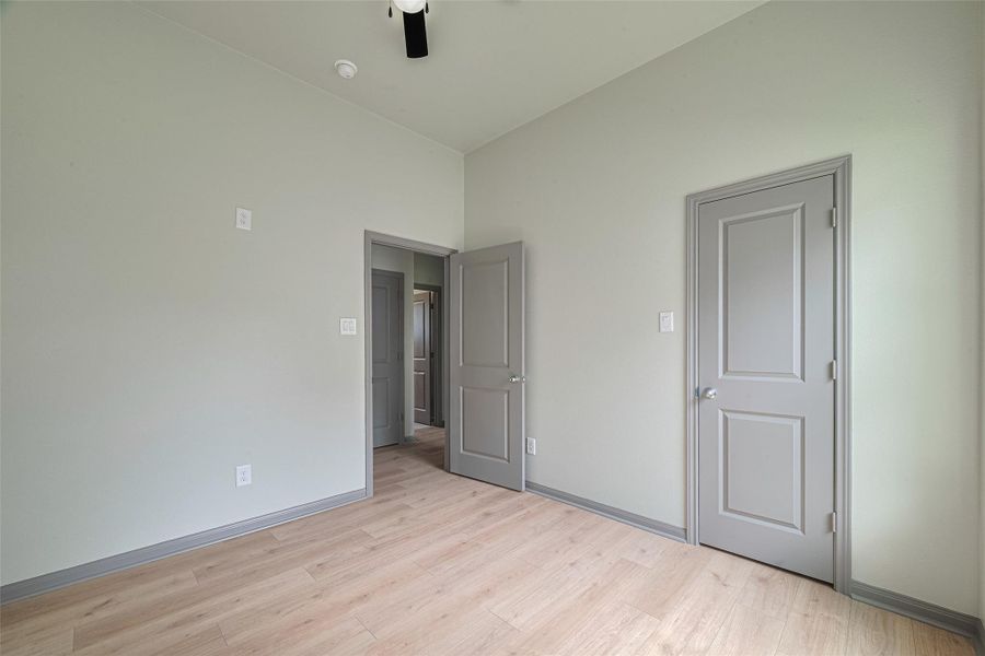Spacious, unfurnished interior of a new home in , Baytown (Image 24). Spacious, unfurnished interior of a new home in , Baytown (Image 24).