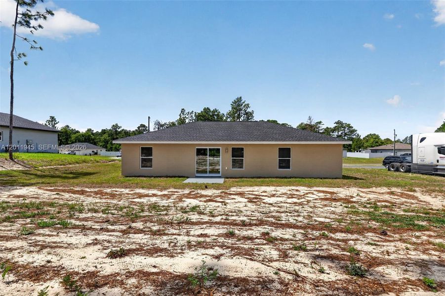 Exterior details and patio area of a home in , Ocala (Image 16).